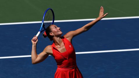 Костюк елиминира Бултър, румънка шокира Даниел Колинс