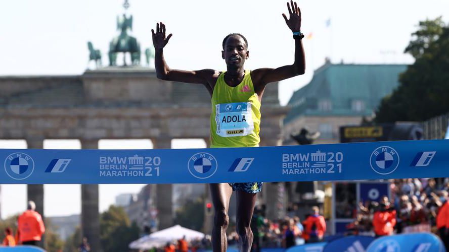 Адола спечели маратона на Берлин, Бекеле завърши трети