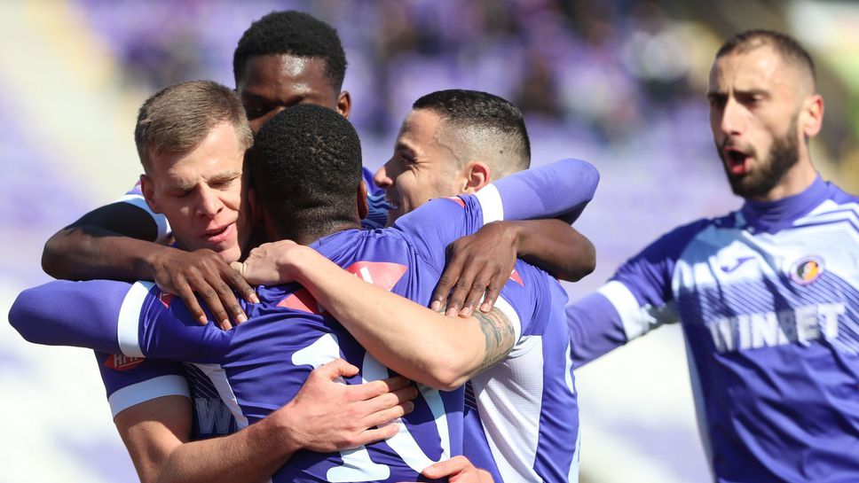 Резултати и голмайстори във Втора лига