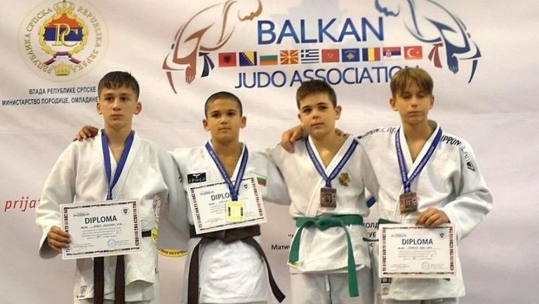 Нови седем медала спечелиха младите български джудисти на Балканиадата в Пале