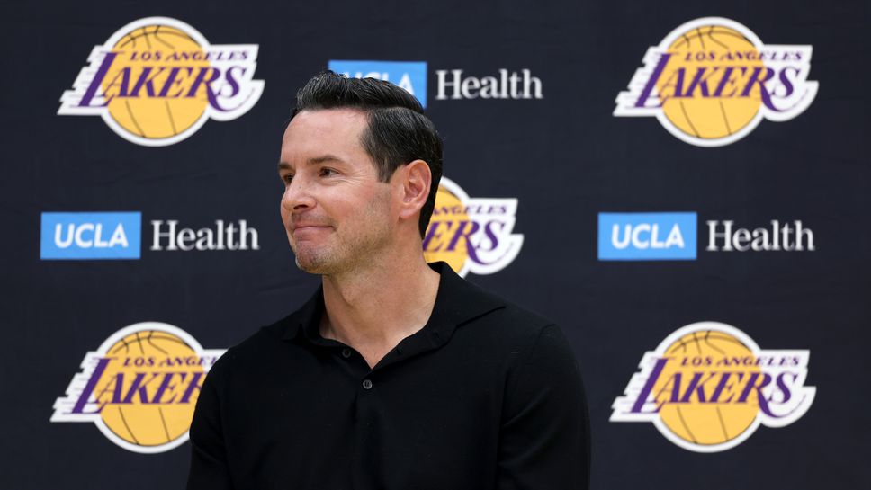 Лос Анджелис Лейкърс продължи договора на старши треньора Джей Джей Редик