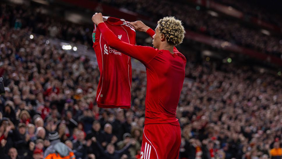 Ливърпул налага сериозна глоба на Екитике заради глупавия червен картон