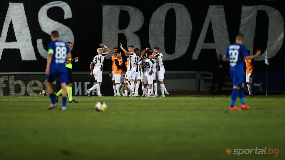 Локо (Пловдив) нанесе първа загуба на Левски - "сините" не успяха да си върнат върха