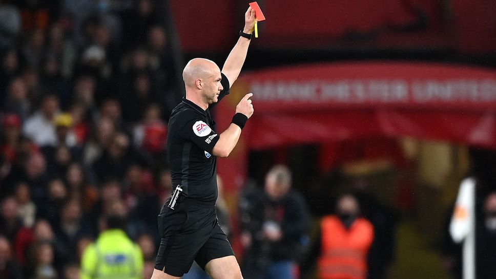 От Ливърпул имат претенции за пет червени картона