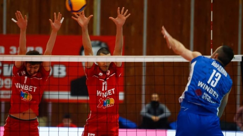 Дебрито Левски София - ЦСКА с публика от две години насам