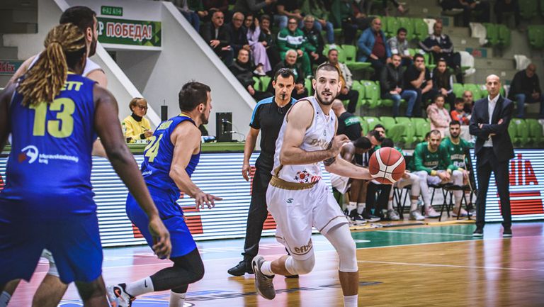 Шампионът на България по баскетбол Балкан излиза за третия си