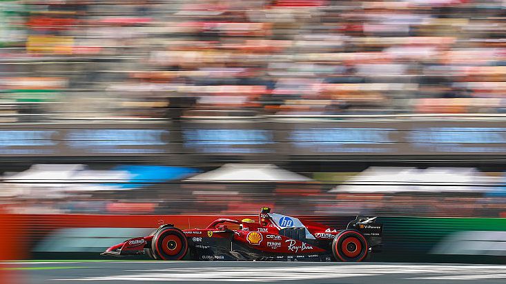 7 кратният световен шампион Люис Хамилтън обеща агресия и битка за