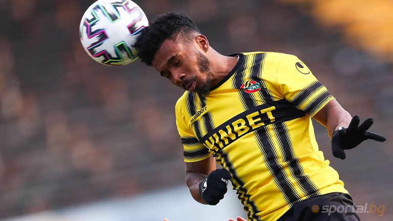 Доскорошната звезда на Ботев Пловдив Маркиньос ще получава почти двойно