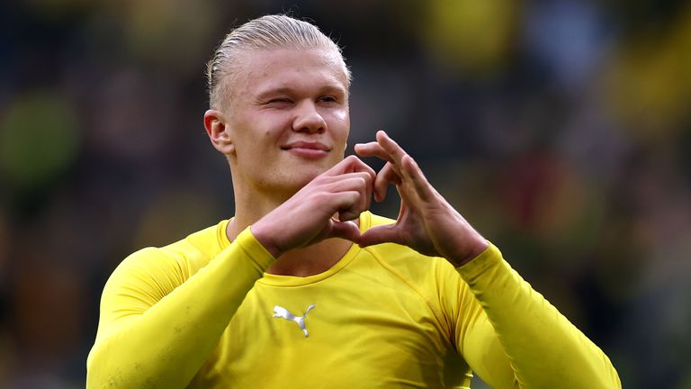  Ман Сити желае да направи Холанд най-скъпия състезател в Англия 