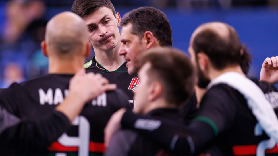 Световният вицешампион с България Симеон Николов и неговият клуб Локомотив