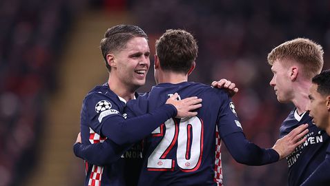 Срамът за Ливърпул продължи с катастрофа на "Анфийлд" срещу ПСВ