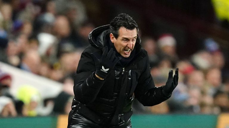 Астън Вила загуби с 1 3 от Ливърпул но мениджърът на