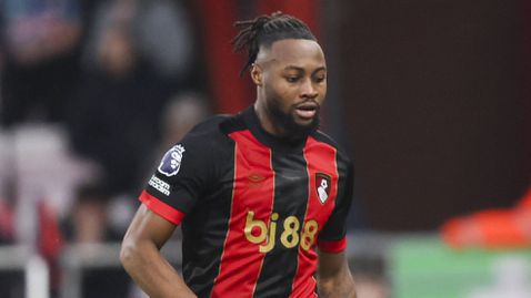 Борнемут не успя да пречупи Кристъл Палас