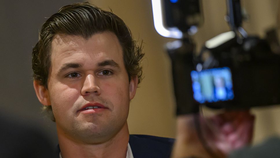 Гросмайсторът Магнус Карлсен заяви че влиза в Световното първенство по