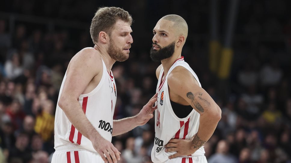 Олимпиакос ще изиграe днес последния си мач за 2025 година