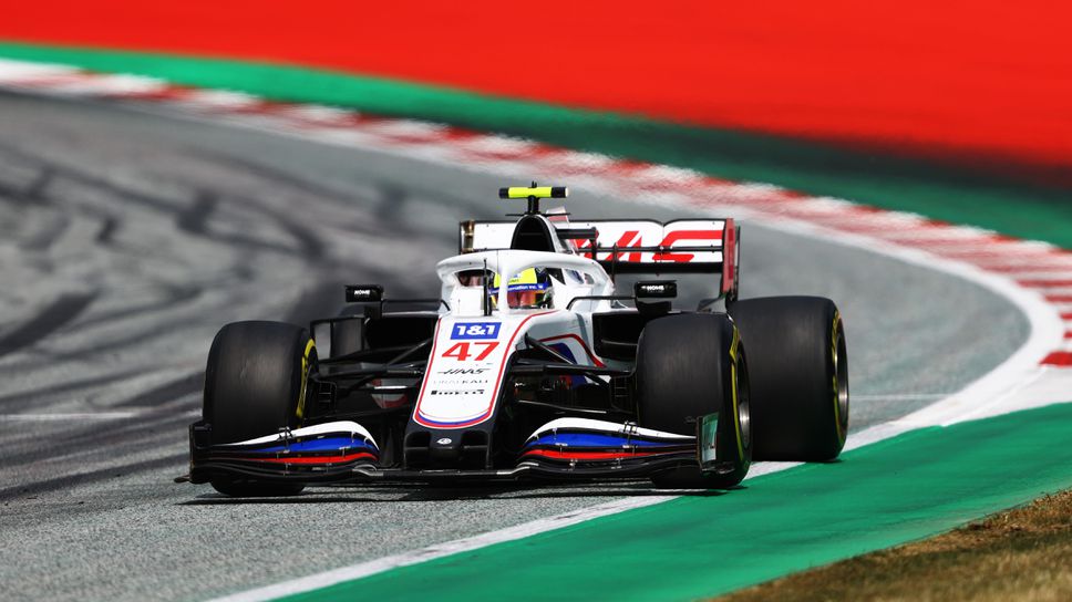 Шумахер: Липсата на притеснение за бъдещето ми направи дебютния ми сезон по-лесен