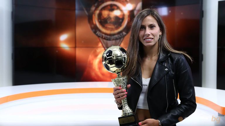 Една от най добрите ни футболистки в последните години Евдокия Попадинова