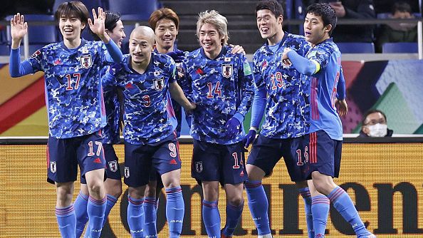 Япония "уби" мечтите на Китай за класиране на Мондиал 2022 след победа с 2:0
