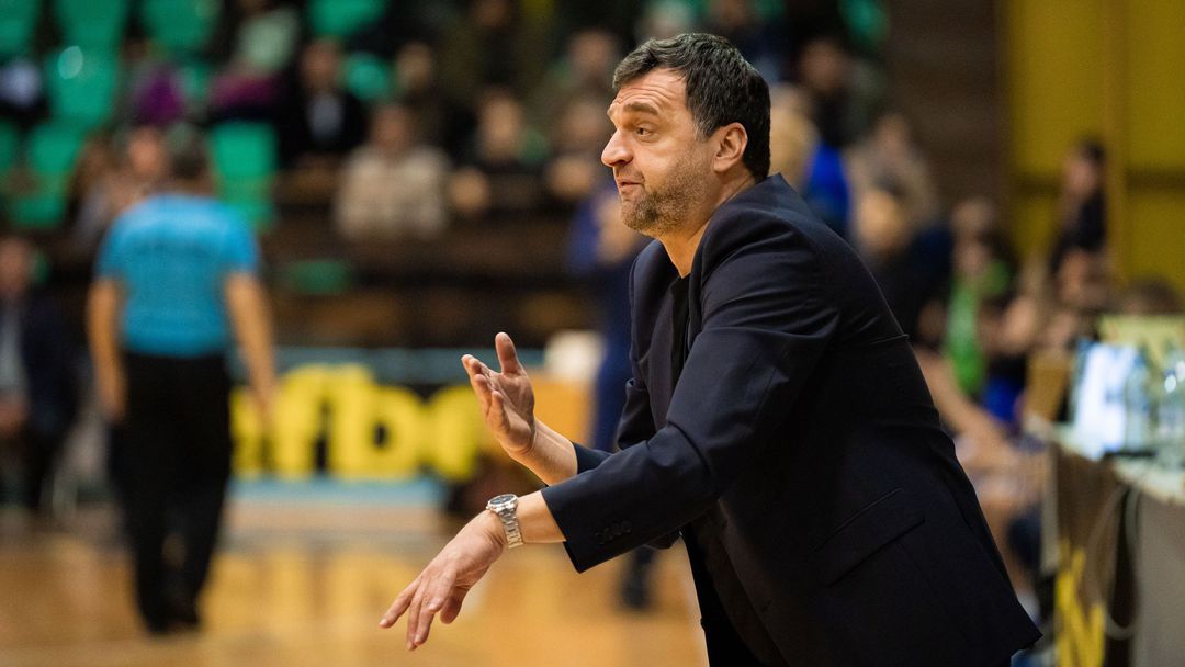 Александър Алексиев поема Спартак Плевен?