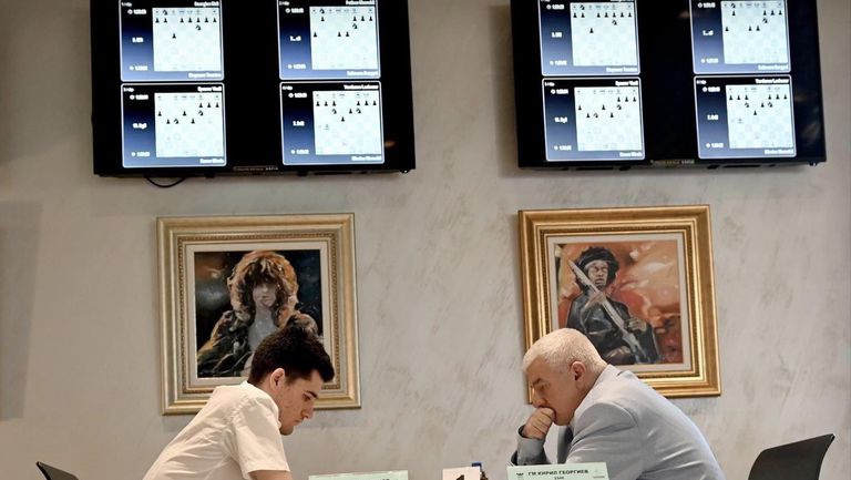 В седмия кръг на шахматните първенства на България водачът Кирил