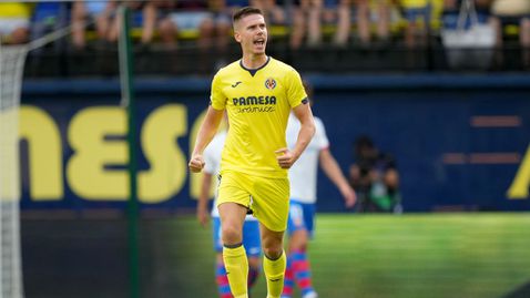 Астън Вила с оферта за бивш защитник на Тотнъм