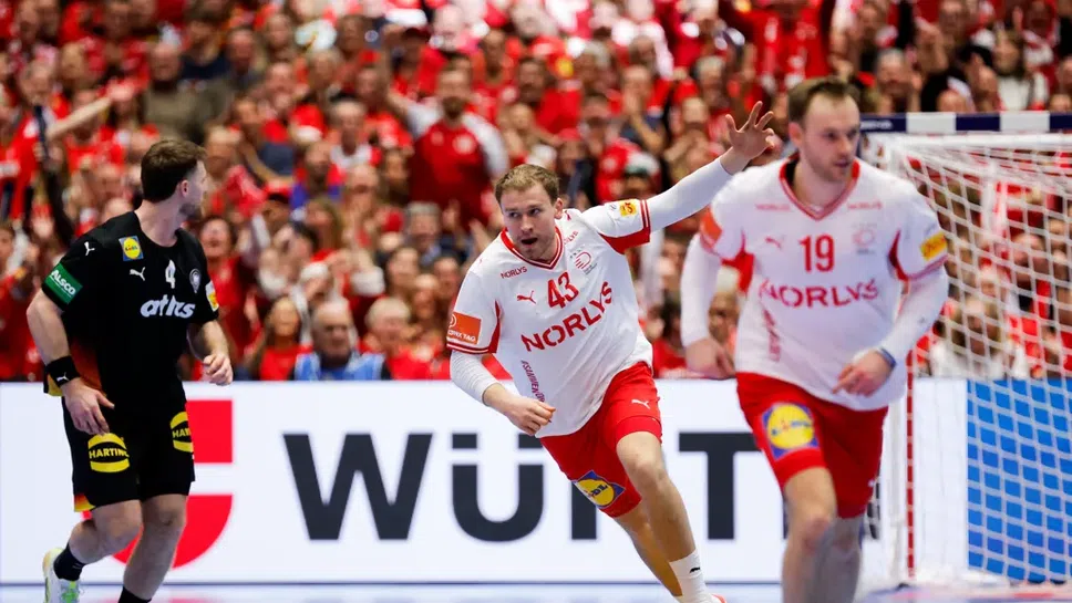 Дания е първият полуфиналист на Европейското по хандбал