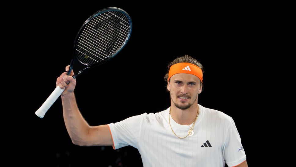 Александър Зверев се превърна в първия полуфиналист при мъжете в