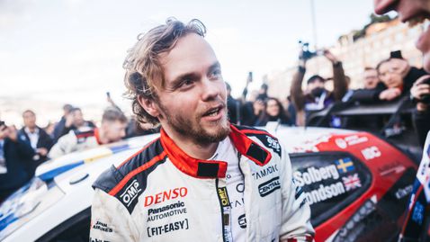 За първи път от 2005 насам представител на фамилия Солберг води в WRC