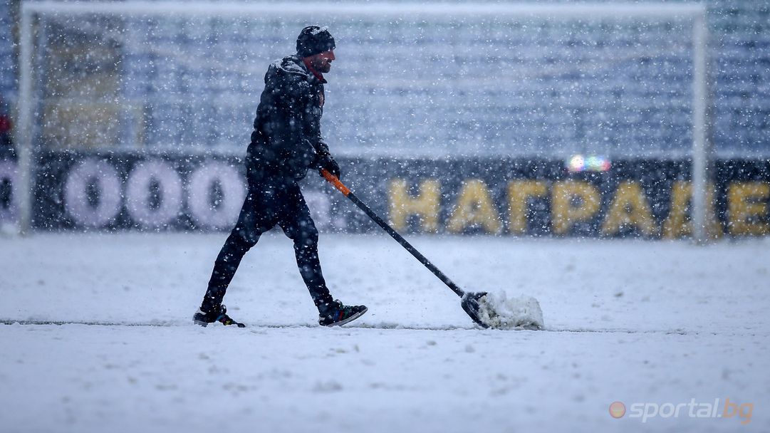 Дунав (Русе) и Бенковски (Исперих) няма да играят