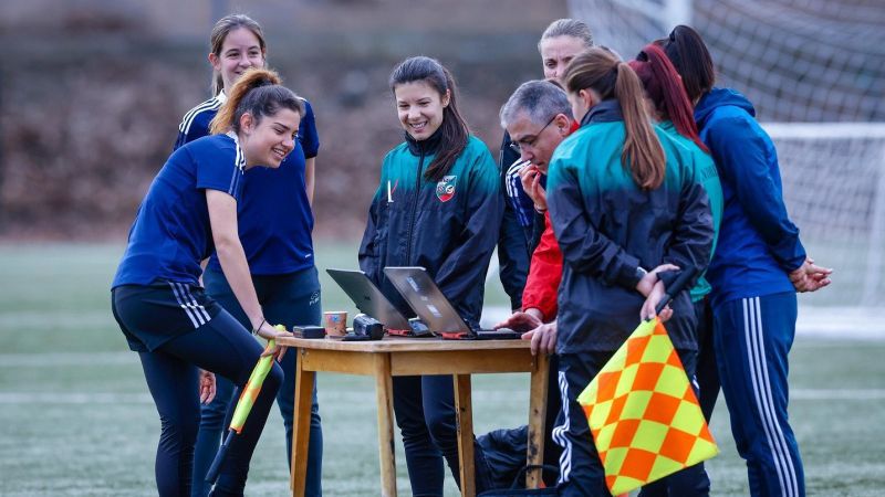 СК към БФС проведе семинар за реферите в женското направление с участието на водещ експерт от УЕФА
