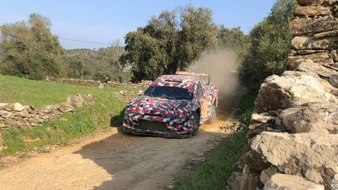 Тойота вече тества интензивно новата си кола за WRC