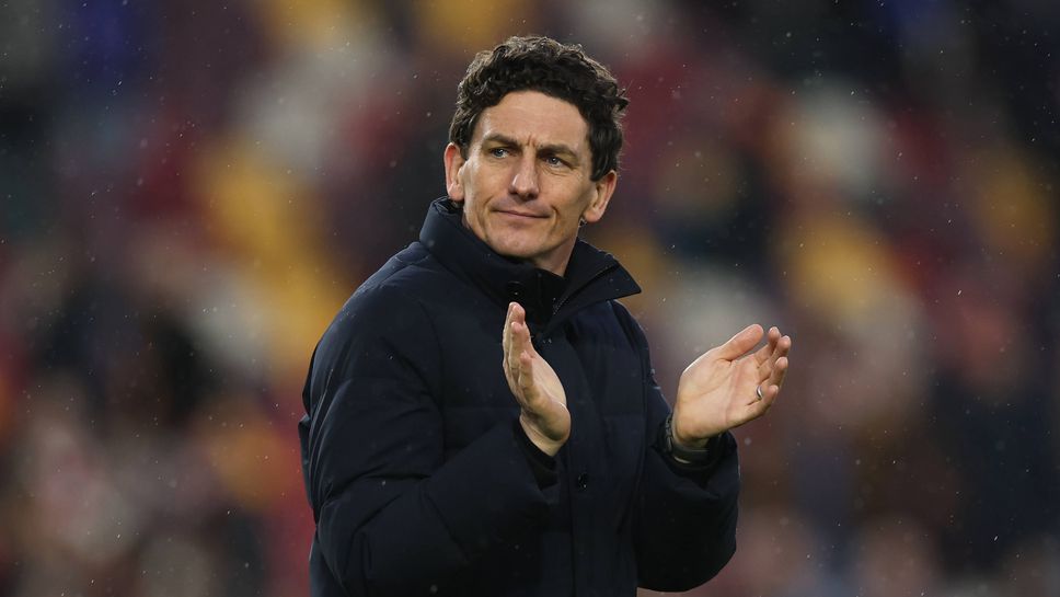 Брентфорд обвърза за дълго мениджъра си