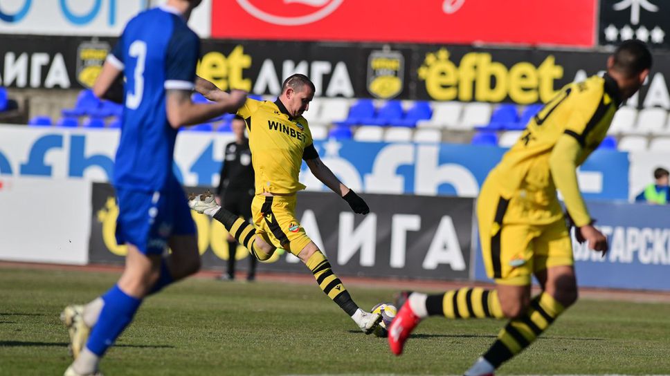 Монтана и Ботев приспаха всички фенове на футбола