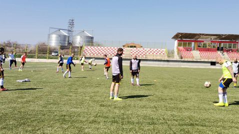  Ювентус (Малчика) ще води война до дъно за успеха 