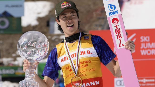 Рьою Кобаяши спечели Световната купа по ски скокове за втори път в кариерата си
