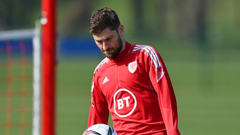  Контузия вади Бен Дейвис от контролата против Чехия 