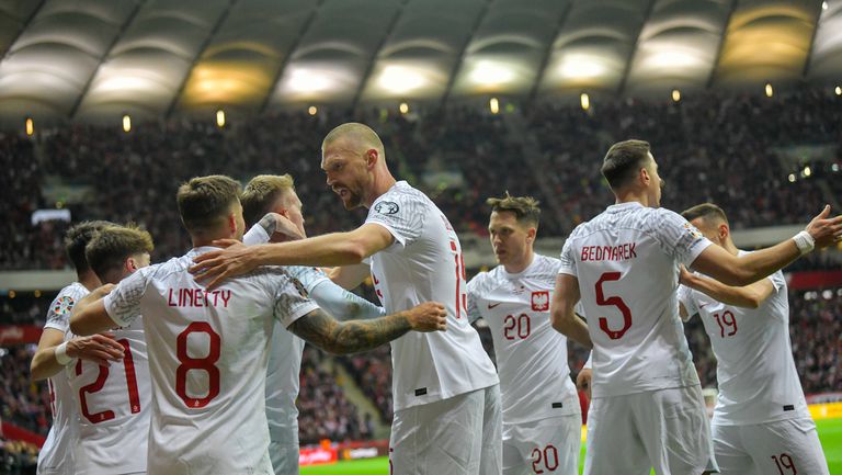 Полша се върна на победния курс след успех срещу Албания