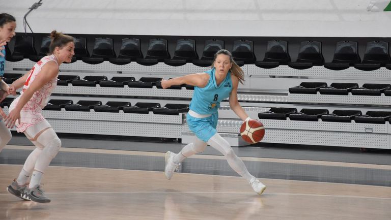 Баскетболистката на Монтана 2003 Анджелика Митрашинович спечели приза за Най добър