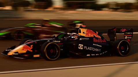  Никола Цолов с осмо време в края на втория ден на тестванията в Бахрейн 