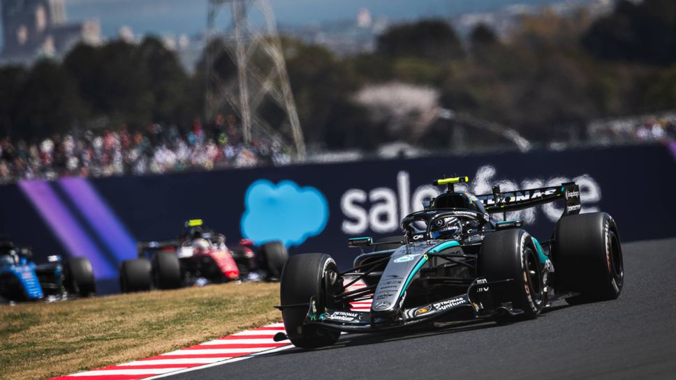 След петъчните тренировки: Няма кой да притесни Мерцедес