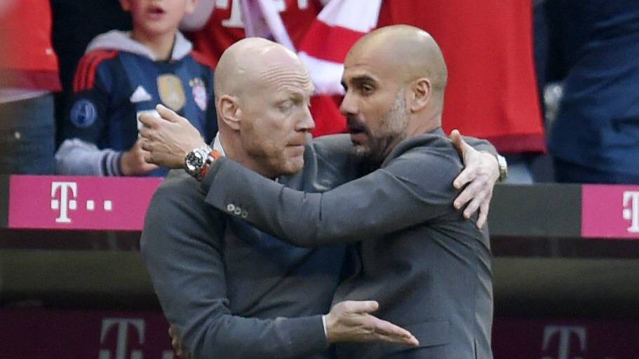 Бивш шеф на Байерн за Гуардиола: Мога да прочета по лицето му, че нещо не е наред