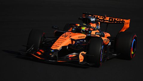 Пиастри изпревари с малко Мерцедес в Япония