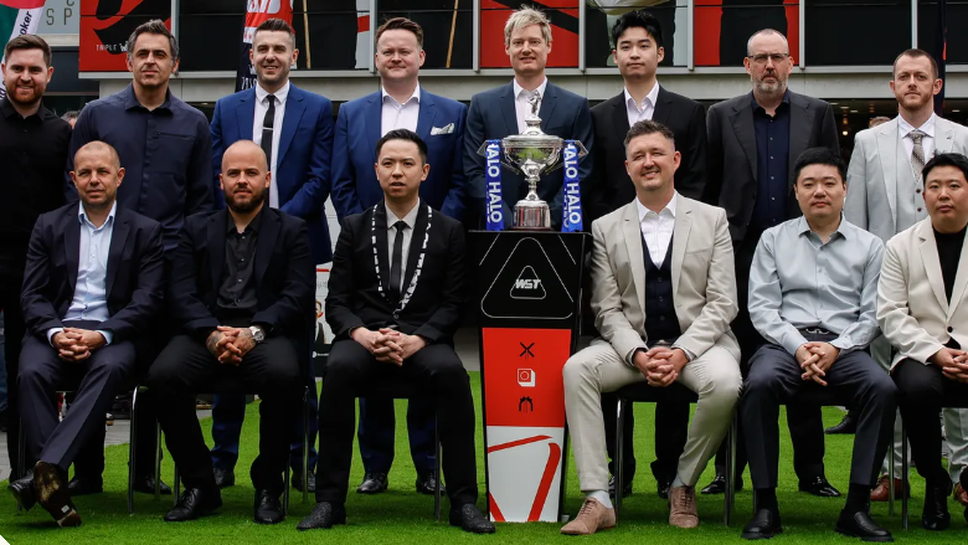 Зелен килим и снукър празник в Шефилд преди началото на Световното