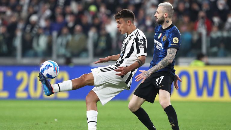  Интер приготвя оферта към Дибала 