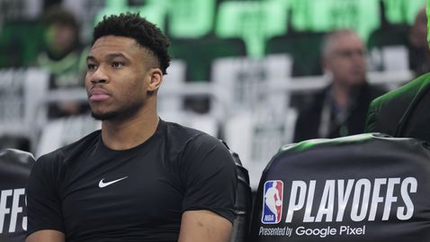  Янис: Джордан игра 15 години и завоюва 6 трофеи, това значи ли, че останалите 9 са били провалени? 