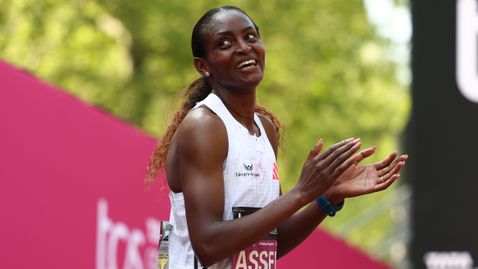 Асефа постави световен рекорд на маратона на Лондон