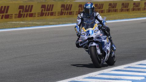 Алекс Маркес с първа победа в MotoGP, провал за Марк на "Херес"