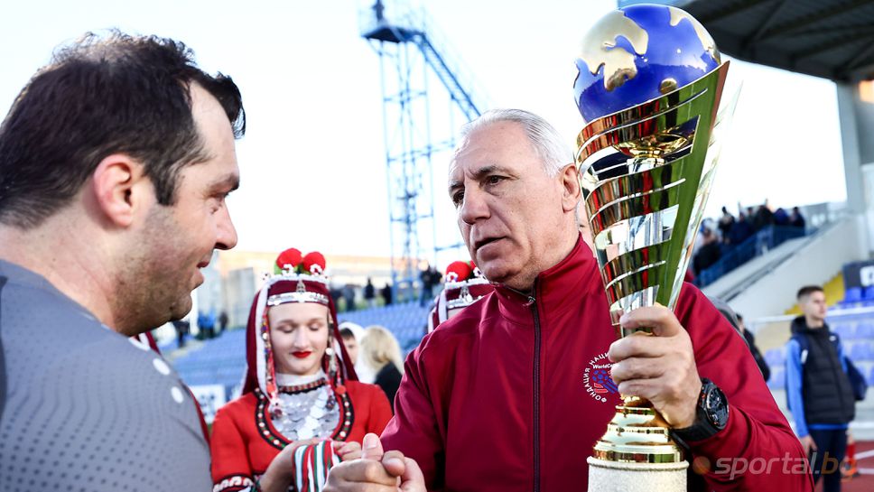 Христо Стоичков и Бойко Величков със съвместна пресконференция за ЦСКА