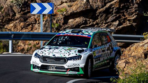 Грязин стартира сезона в WRC2 с подиум