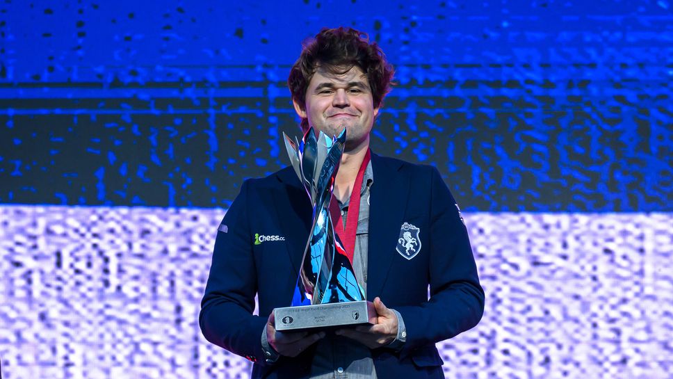 Магнус Карлсен спечели голям турнир по онлайн шах